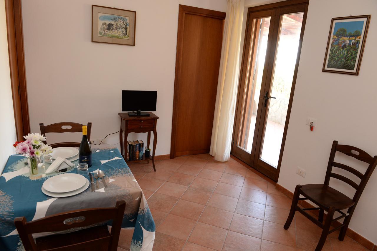 Case Vacanze La Cernia Bruna Isola di Ustica Exterior foto